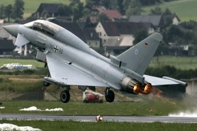 开云官方网-Haaland进球达300粒，助曼城完胜尤文，曼城尤文最新报道