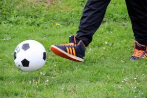 开云体育在线官网-青少年体育锻炼习惯形成机制及干预策略，青少年体育锻炼的价值与意义